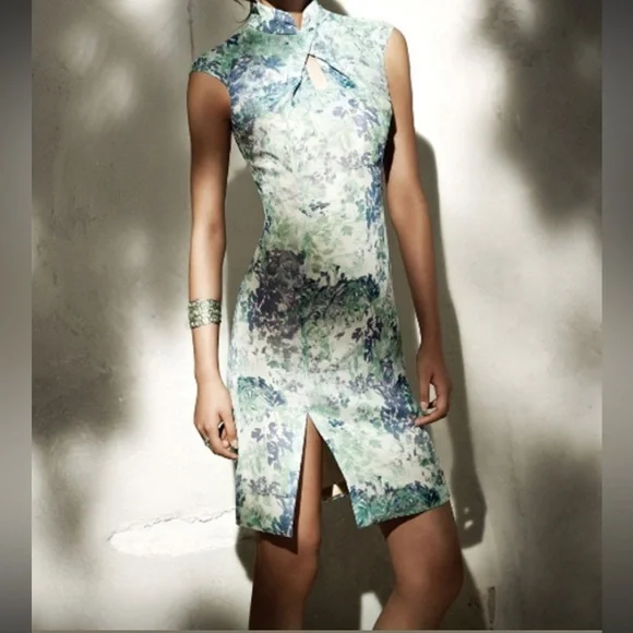 SHANGHAI TANG Green/Purple Floral 100% Silk Crepe Mini Sheath Dress SZ 8 - Picture 1 of 13